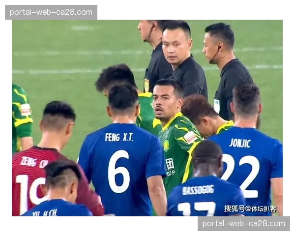 战术复盘:上海申花如何通过边翼卫战术克制北京国安的进攻。 战术复盘:上海申花如何通过边翼卫战术克制北京国安的进攻。