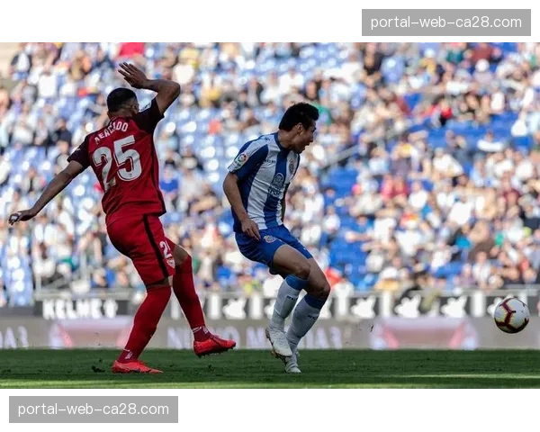 塞维利亚主场皮斯胡安启动“静音看台”试点,服务听障球迷 塞维利亚主场皮斯胡安启动“静音看台”试点,服务听障球迷